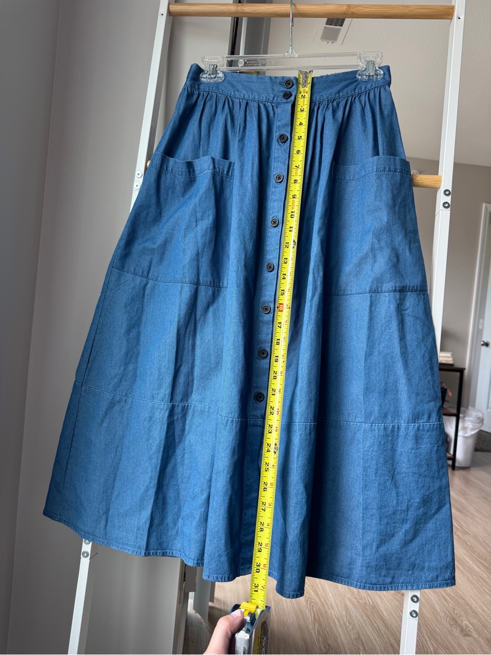 Who What Wear Blue Button-Front Denim Midi Skirt - Picture 4 of 6